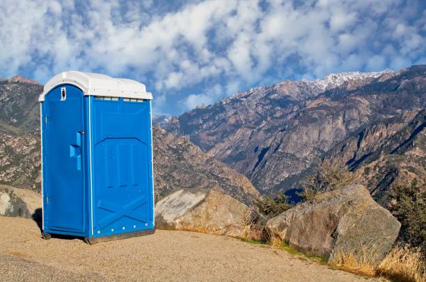 Best VIP or Luxury Restroom Trailers  in Bayside Gardens, OR